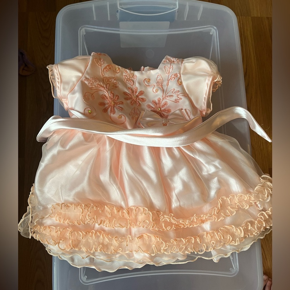 12-18 baby girl dress with matching bottoms.